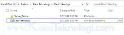 Bagaimana cara memberi password pada folder dengan CMD pada windows ? Pada kali ini kita akan memberi password pada sebuah folder tanpa menggunakan software atau aplikasi tambahan. Kita disini hanya perlu beberapa baris script saja dan setelah itu kita bisa menyimpannya sebagai sebuah file untuk mengunci folder yang dimaksud. Adapun cara memberi password pada folder menggunakan CMD antara lain seperti berikut...