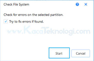 cara memperbaiki flashdisk X: is not accessible. The file or directory is corrupted and unreadable atau The disk structure is corrupted and unreadable pada Windows 10, 8.1, 8, 7, maupun XP. Hal ini bisa diatasi dengan menggunakan perintah chkdsk yang diketik pada commnad prompt. Adapun penyebab flahsdisk corrupt atau tidak terbaca antara lain... Kesalahan struktur pada direktori perangkat dan Terinfeksi virus