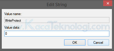 cara memperbaiki flashdisk X: is not accessible. The file or directory is corrupted and unreadable atau The disk structure is corrupted and unreadable pada Windows 10, 8.1, 8, 7, maupun XP. Hal ini bisa diatasi dengan menggunakan perintah chkdsk yang diketik pada commnad prompt. Adapun penyebab flahsdisk corrupt atau tidak terbaca antara lain... Kesalahan struktur pada direktori perangkat dan Terinfeksi virus