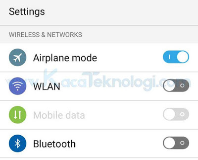 Bagaimana cara mengatasi "Wifi Authentication Error Occurred" (Kesalahan Otentikasi) baik di komputer / PC atau di smartphone / android. Masalah ini bisa saja terjadi pada jaringan yang sudah terkoneksi atau yang baru saja ditambahkan namun biasanya penyebab utamanya adalah salah memasukkan kata sandi.