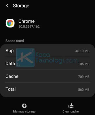 Menghapus cache ini bisa Anda lakukan manual atau bisa juga menggunakan aplikasi pihak ketiga. Namun karena kita ingin mengatasi Google Chrome yang error, maka kita gunakan cara manual saja agar lebih praktis dan cepat.