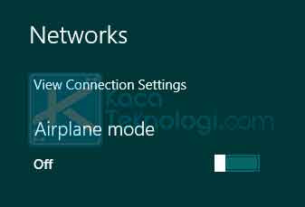 Klik ikon internet / Wi-Fi yang terdapat di pojok kanan bawah. Pada bagian atas ubah slider menjadi ON.